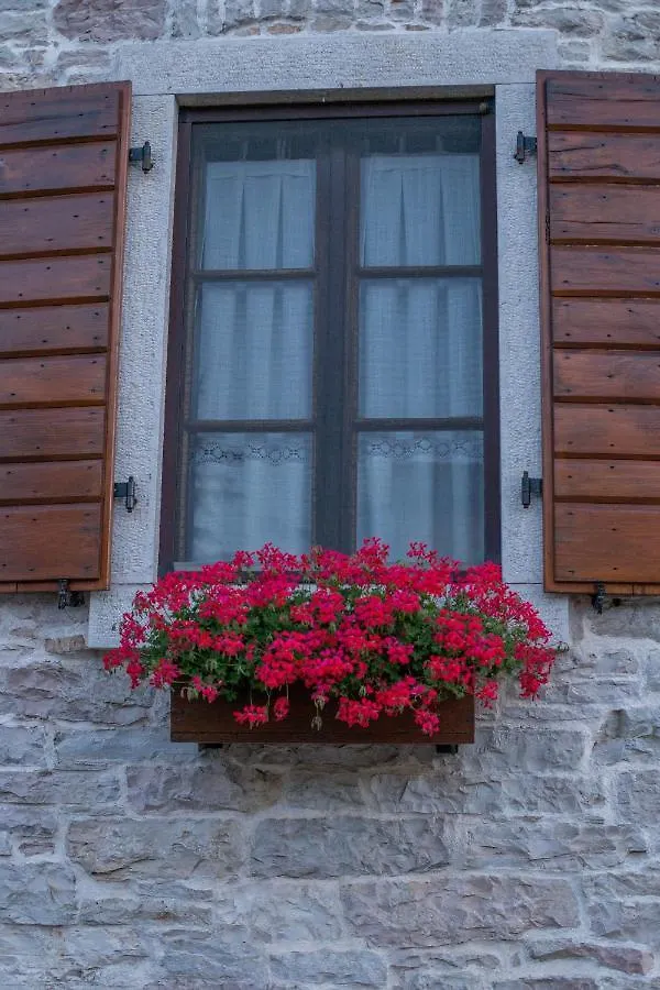 Stara Kuca Apartment Heki