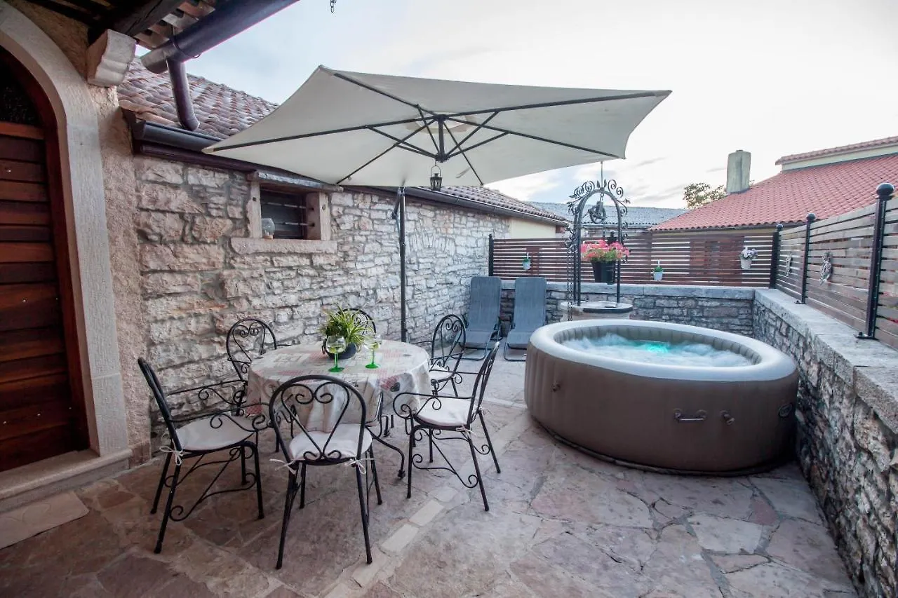 Stara Kuca Apartment Heki Croatia